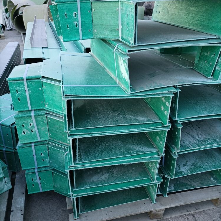 天津廠家復(fù)合電纜橋架玻璃鋼電纜溝電纜槽-